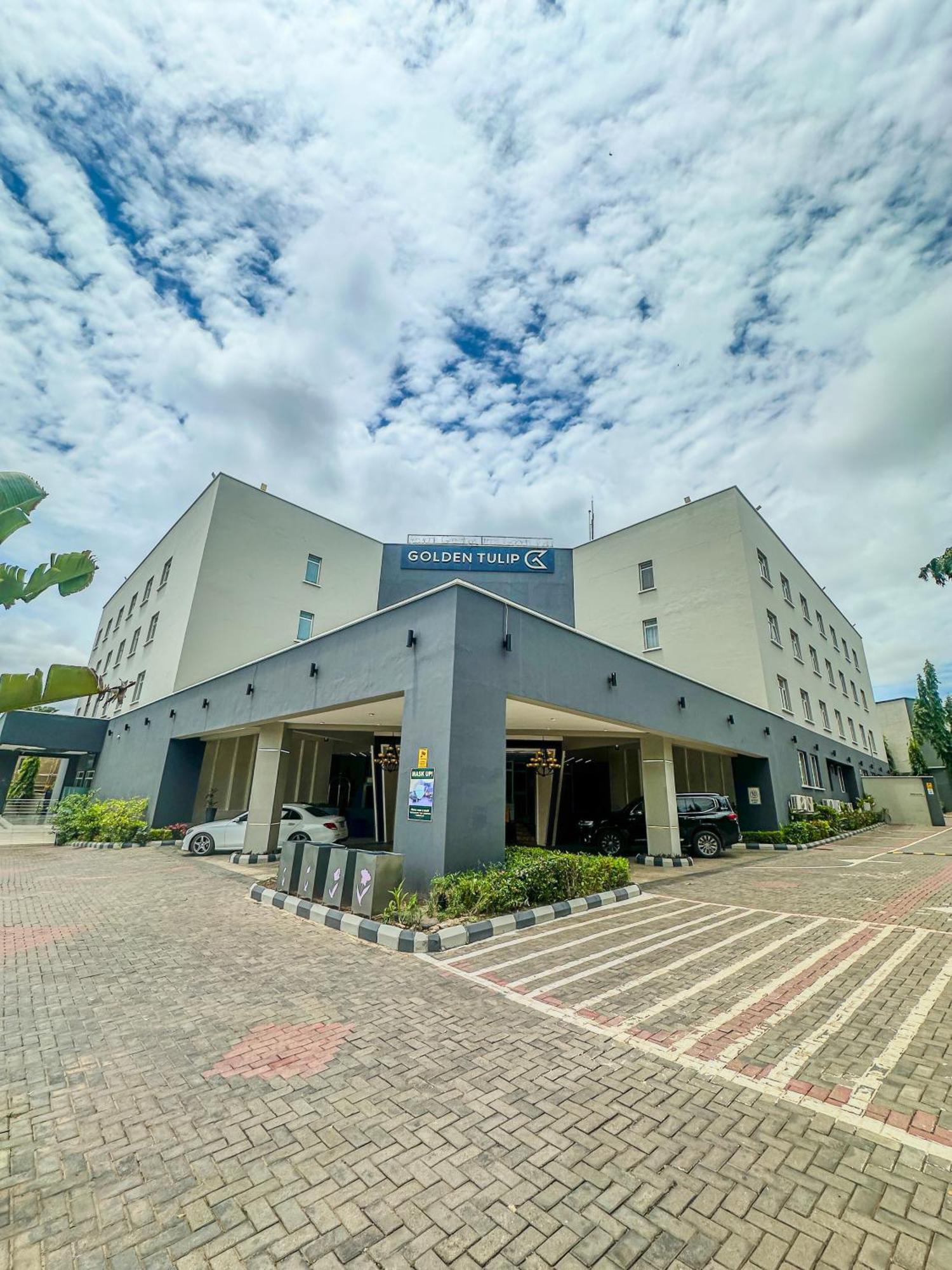 Golden Tulip Ibadan Hotel ภายนอก รูปภาพ